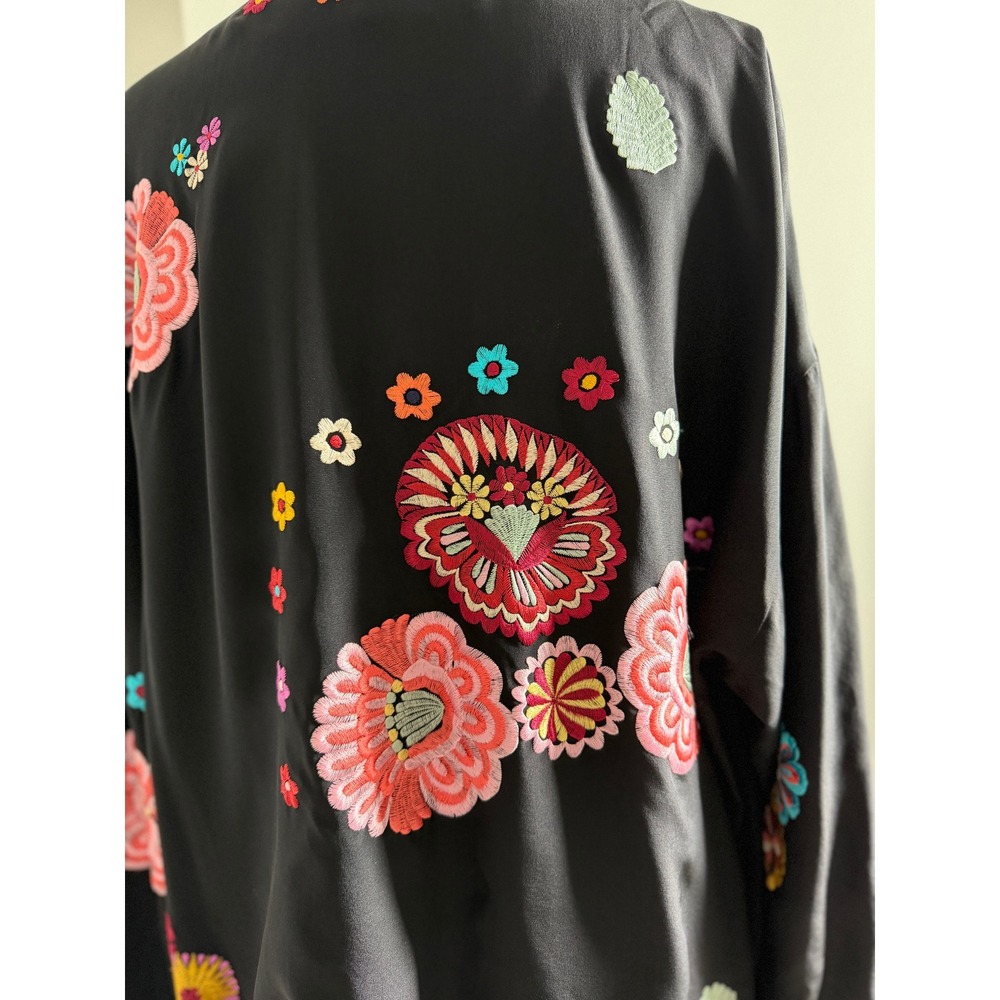Natori Black Embroidered Kimono Jacket Floral Open Front Boho Statement XL - Picture 15 of 16